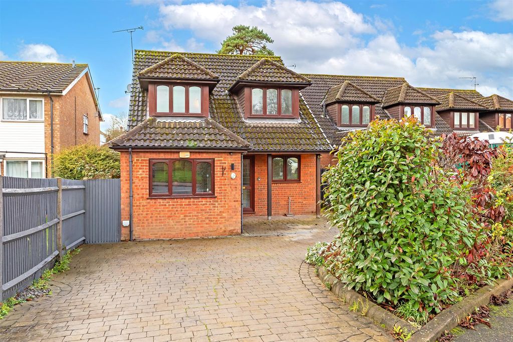 Property photo 1 of 30 48Tennysonroad-1.Jpg