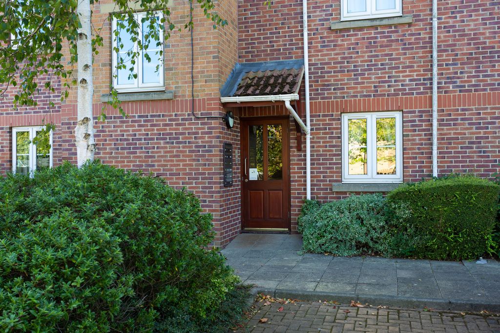 Property photo 3 of 4
