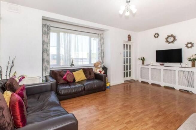 Property photo 2 of 8 Reception