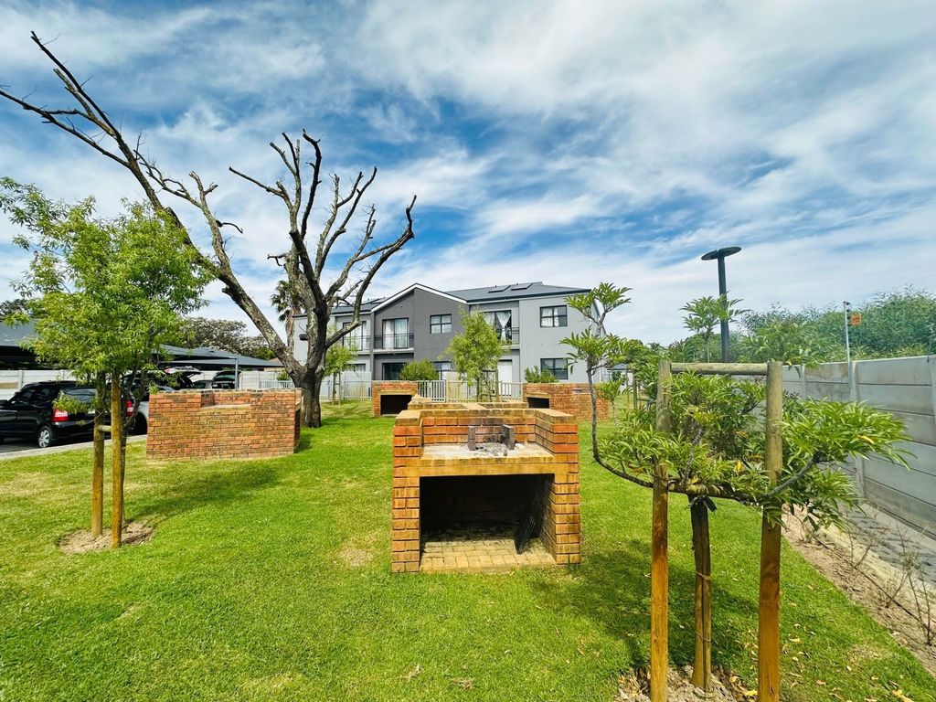 Property photo 2 of 6 Dbv1706407