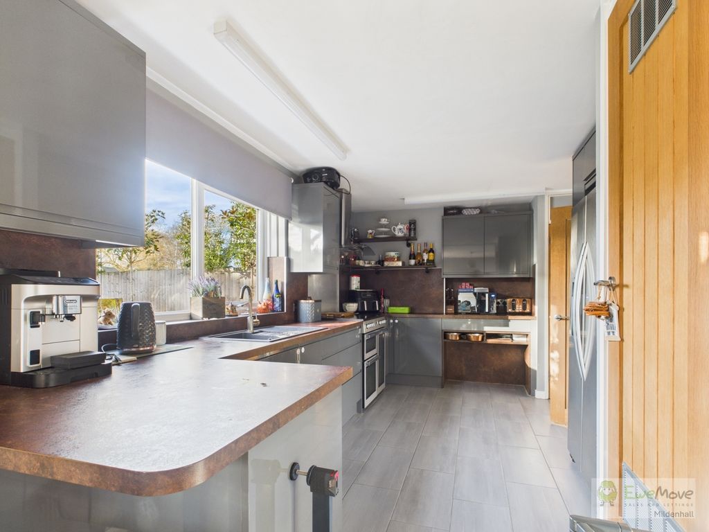 Property photo 2 of 14 Ewemove Mildenhall Cedar Close Kitchen 1