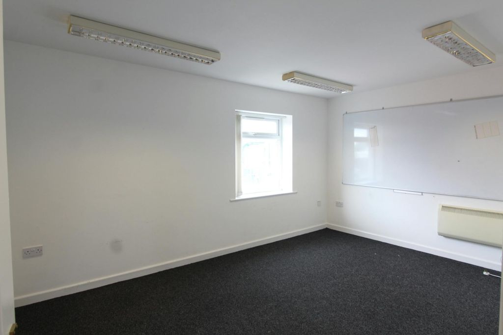 Property photo 2 of 7 Img_6118.Jpg