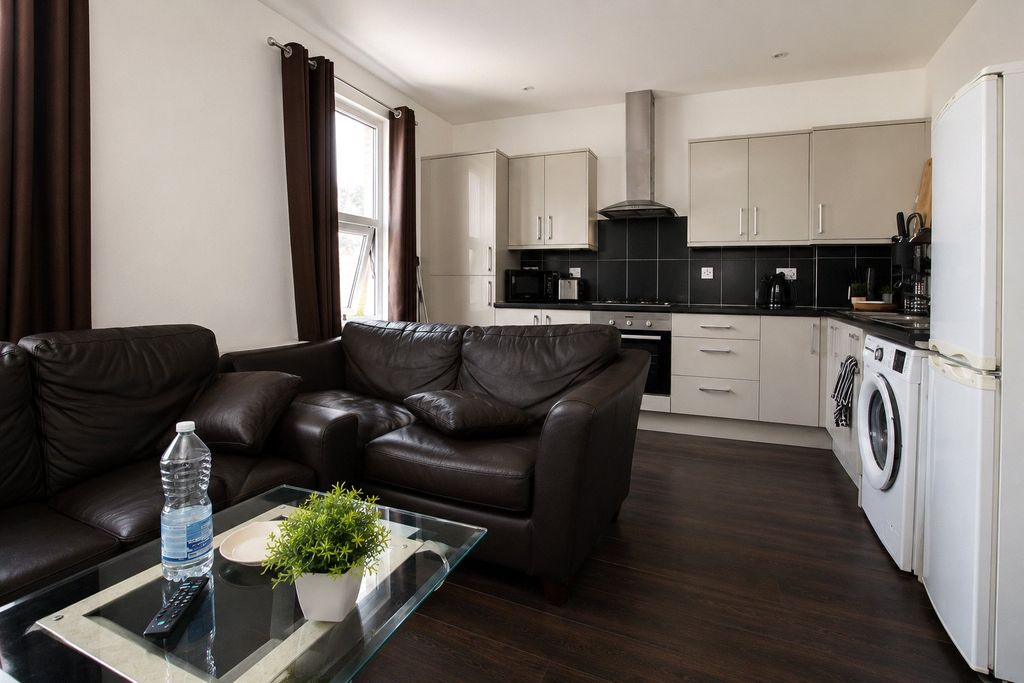 Property photo 1 of 10 Reception Room