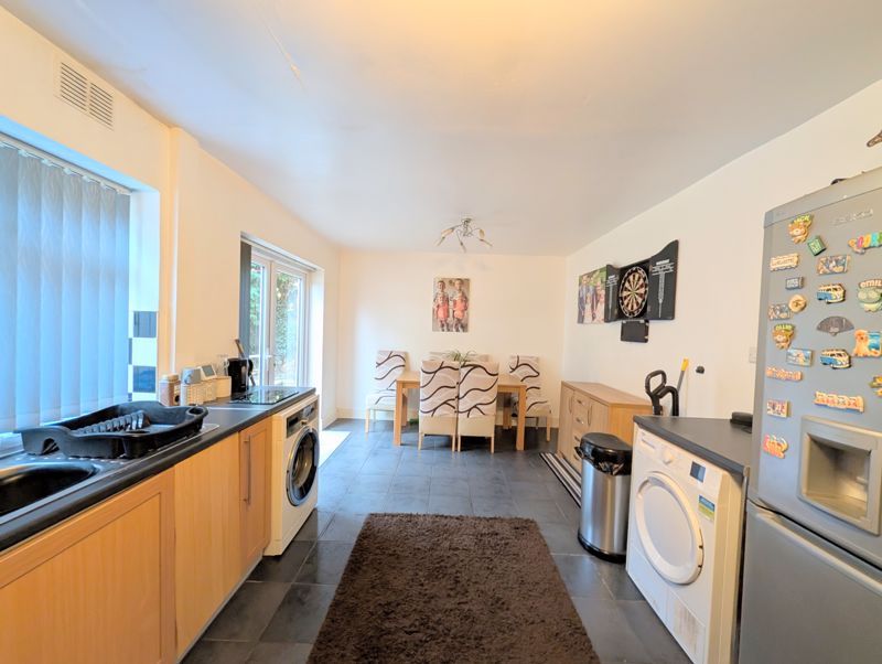 Property photo 3 of 18 Kitchen-Diner