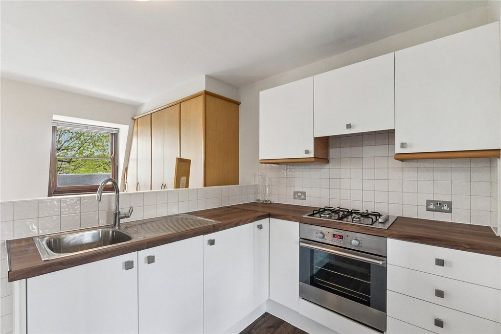 Property photo 2 of 8 Picture No. 07
