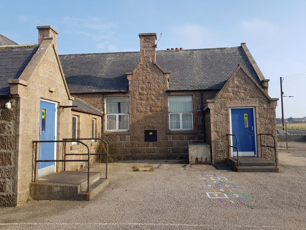 Property photo 2 of 56