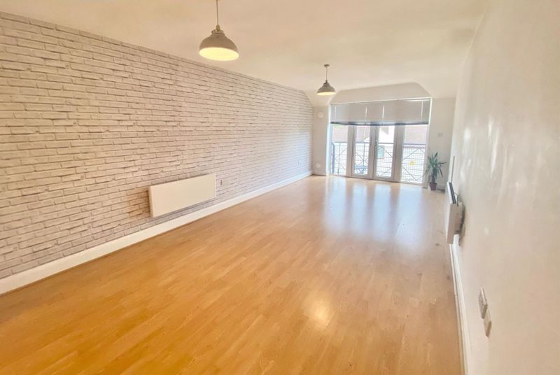 Property photo 2 of 8 Photo 2