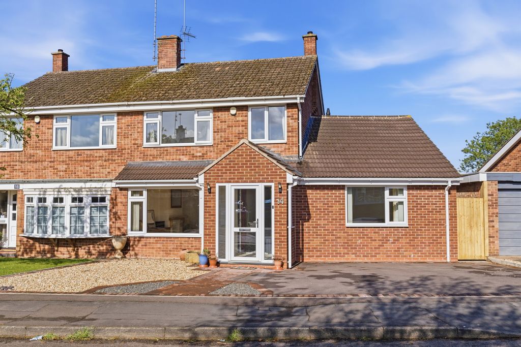 Property photo 1 of 20