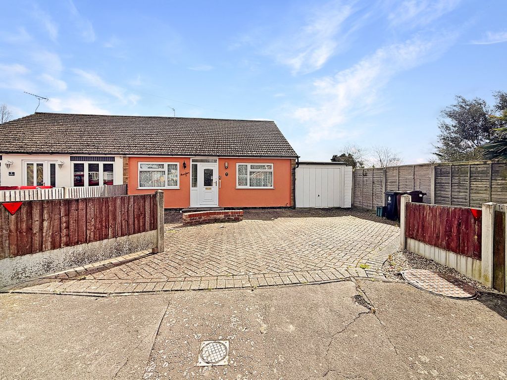 Property photo 2 of 17