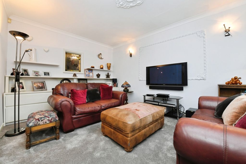 Property photo 3 of 25 Pbox-Img.Jpg