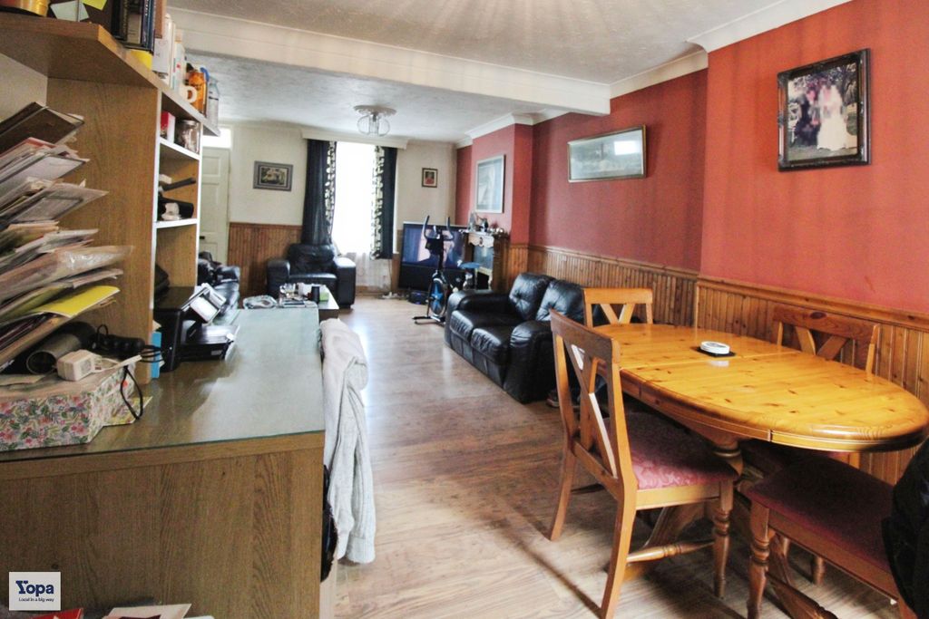 Property photo 2 of 12 Photo #2