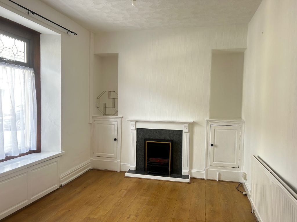 Property photo 2 of 10 Lounge