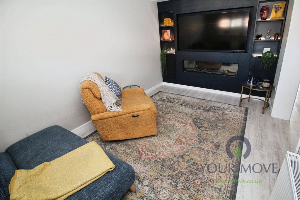 Property photo 2 of 17 Living Room