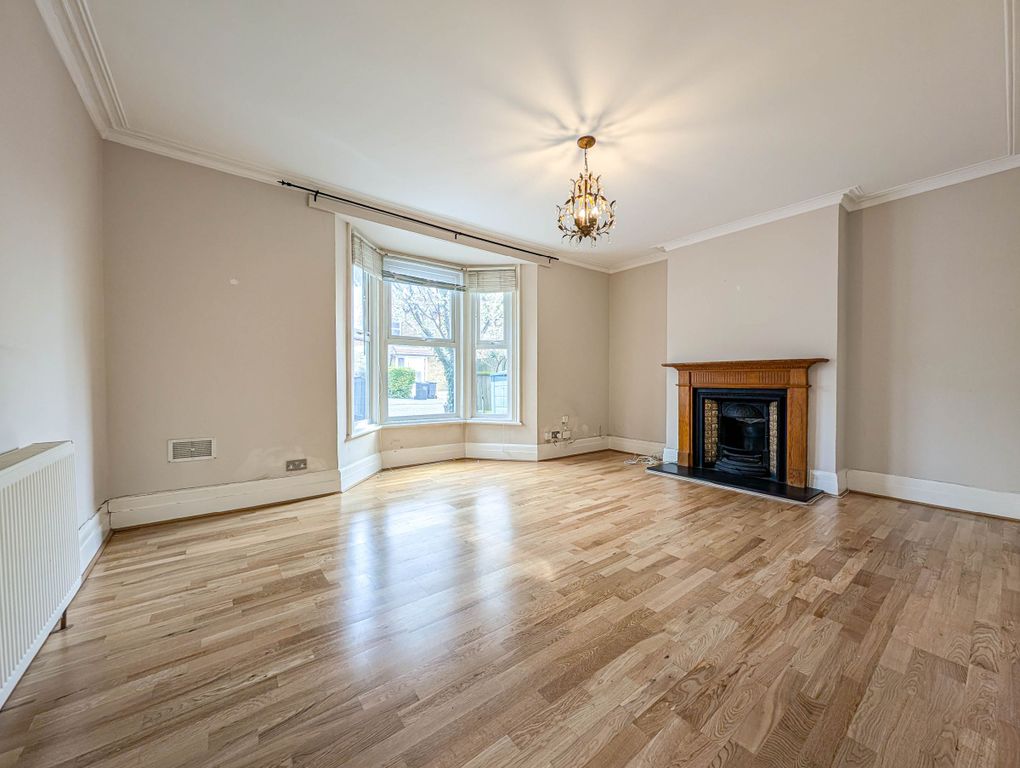 Property photo 2 of 36