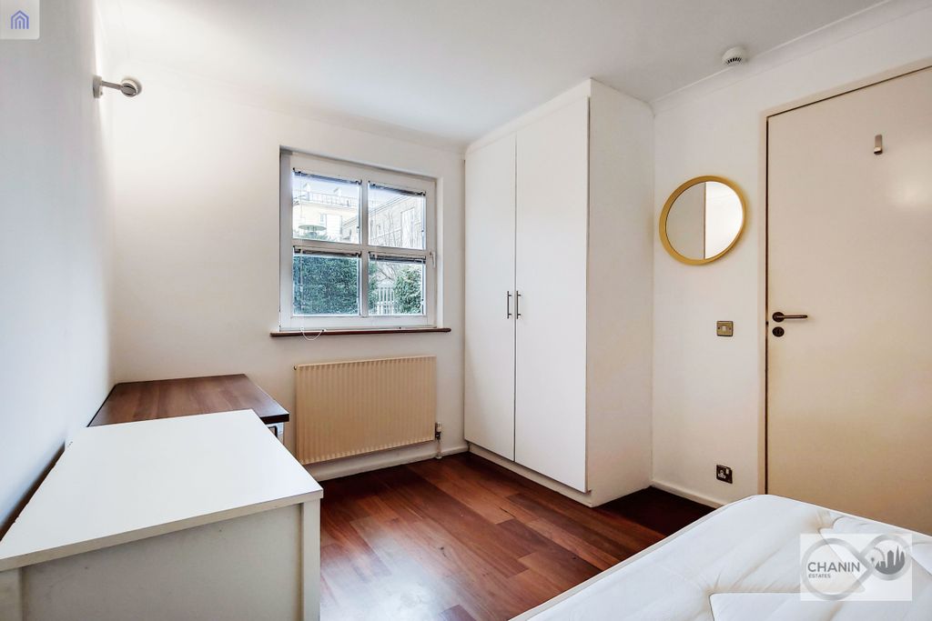 Property photo 3 of 6 4_Bedroom 4-0