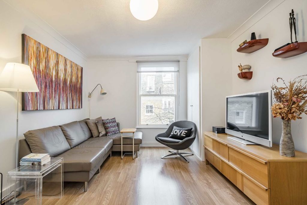 Property photo 2 of 6