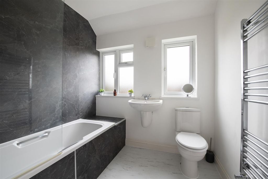 Additional image 11 of 3 bed terraced house for saleLinden Way, London N14