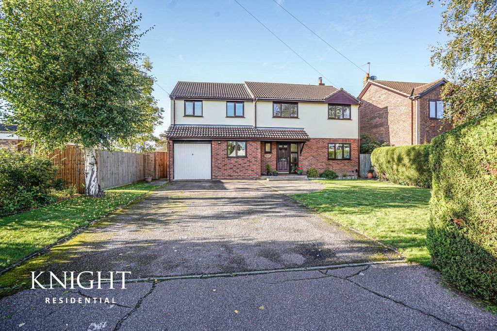 Property photo 1 of 32