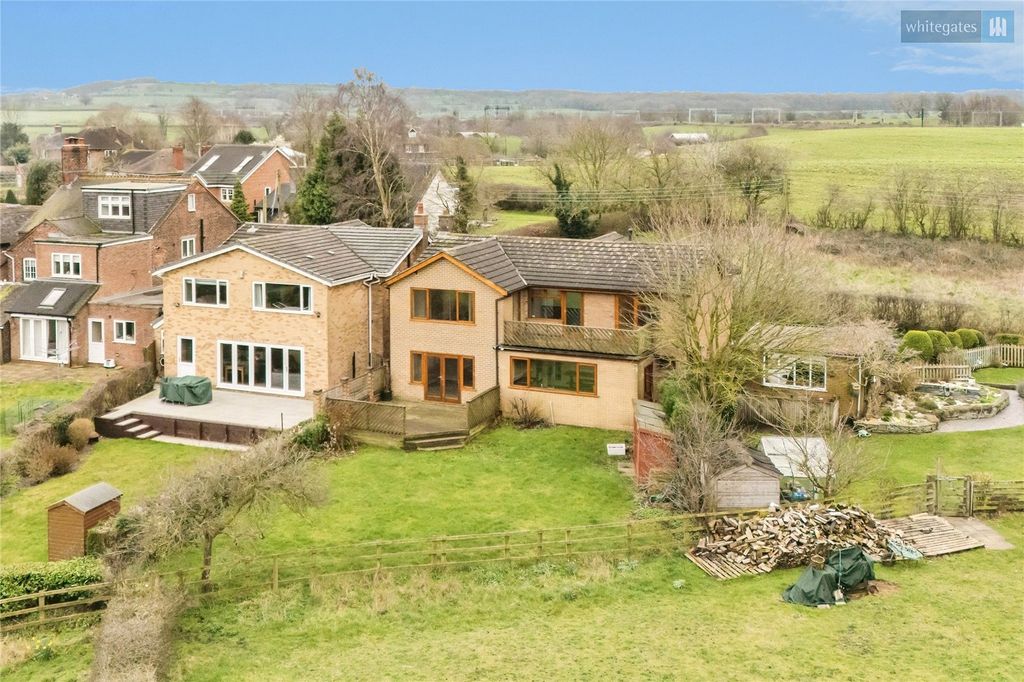 Property photo 2 of 30 Picture No. 35