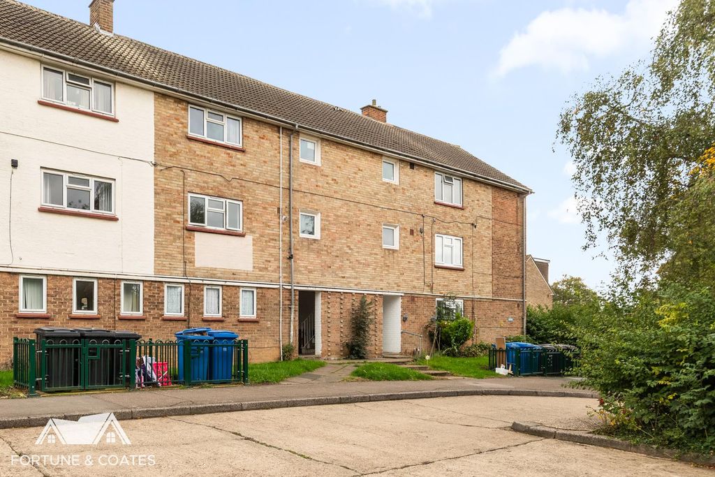 Property photo 1 of 14 Thedashes_17.Jpg
