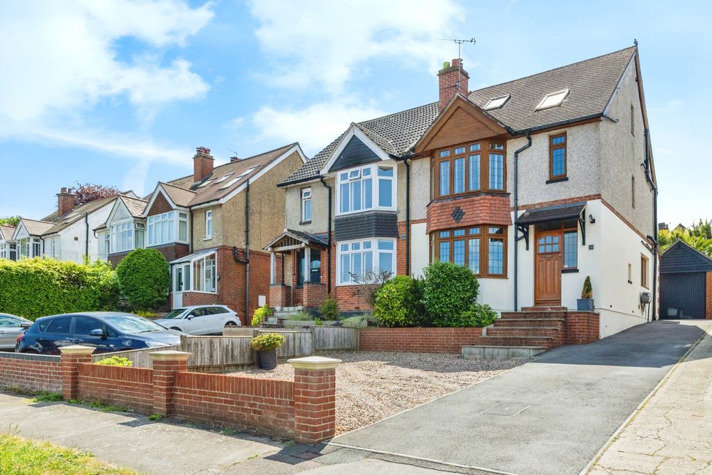 Property photo 1 of 19 Front View