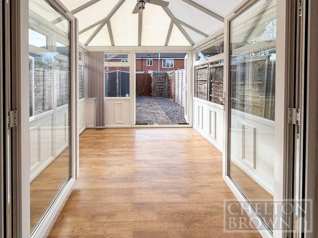 Property photo 2 of 33 Conservatory