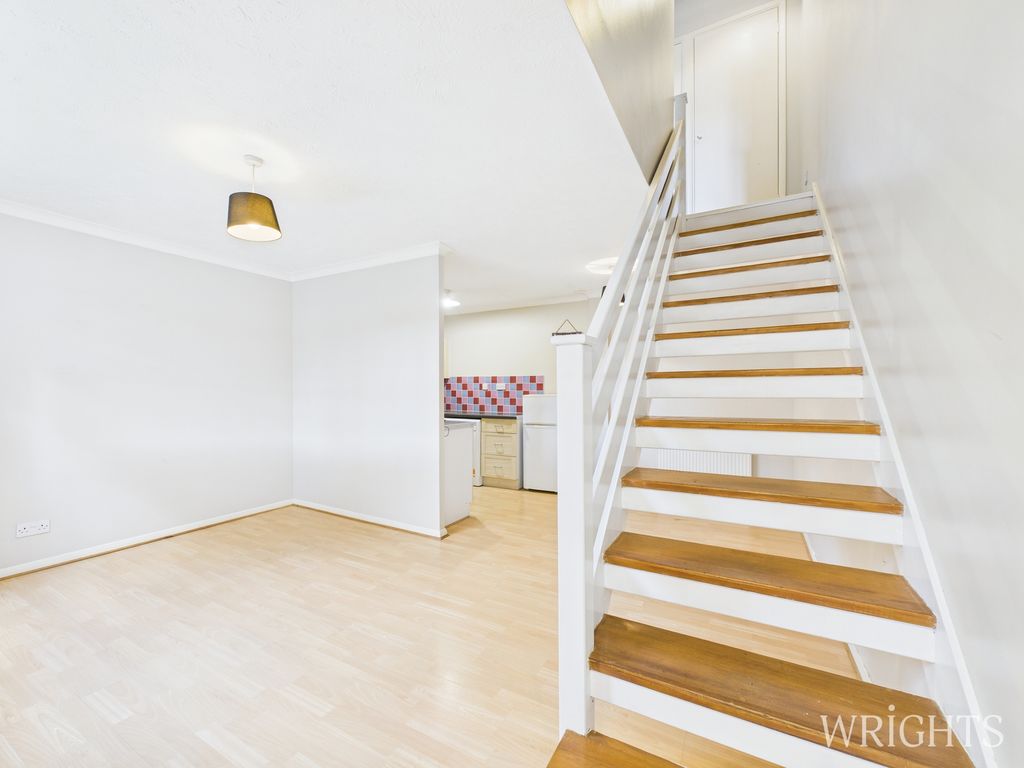 Property photo 2 of 10 Cam02796G0-Pr0502-Still001