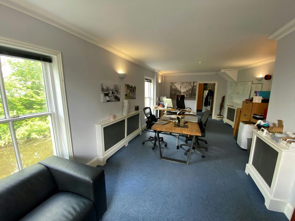 Property photo 2 of 4 06.Jpg