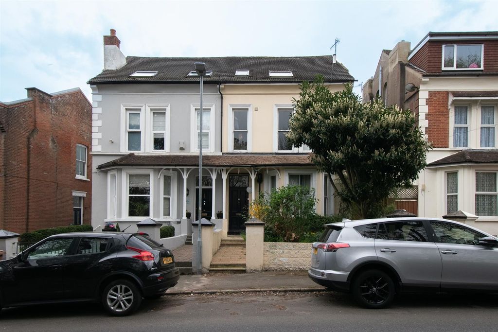 Property photo 1 of 14 Front Elevation