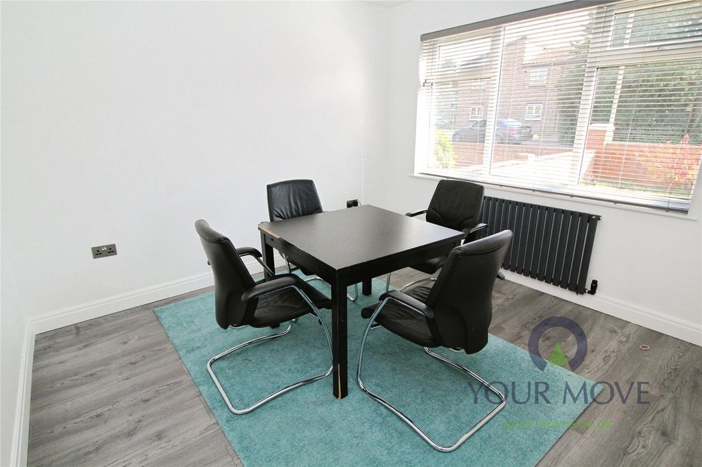 Property photo 3 of 17 Dining Room