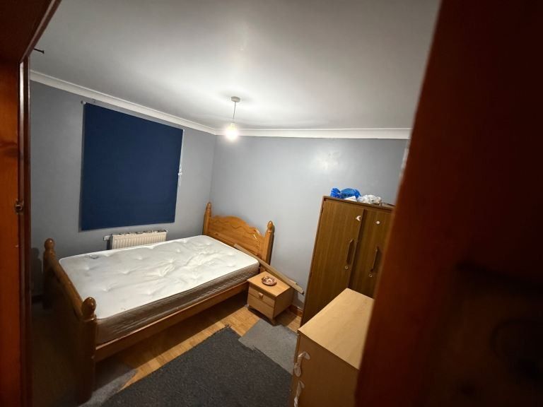 Property photo 1 of 3