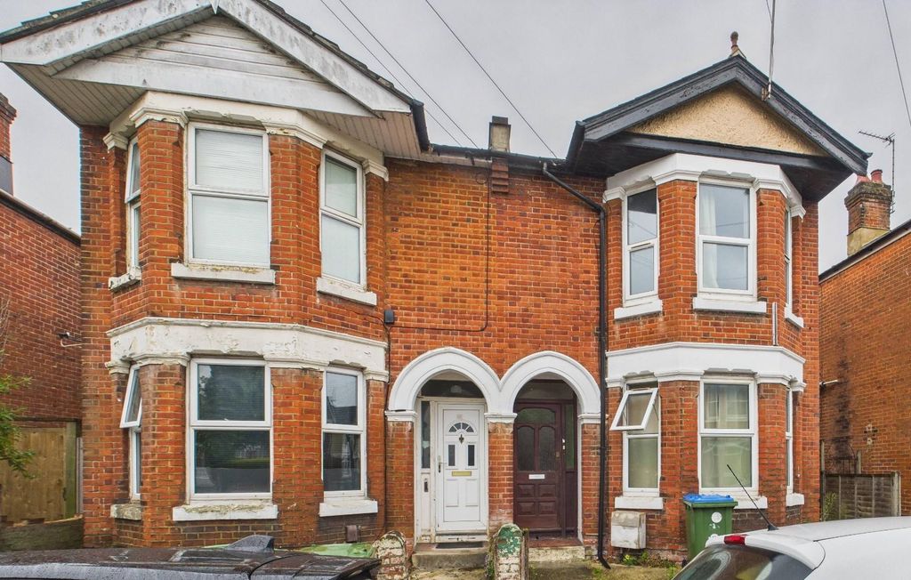 Property photo 1 of 16 Cam05152G0-Pr0095-Still017.Jpg