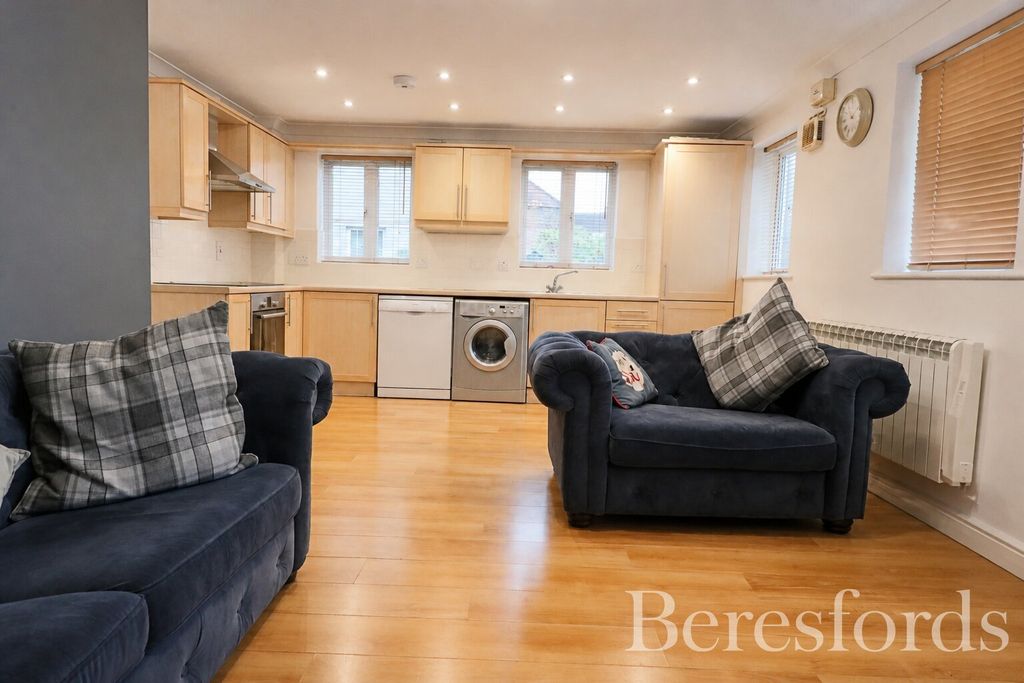 Property photo 3 of 15 Picture No. 26
