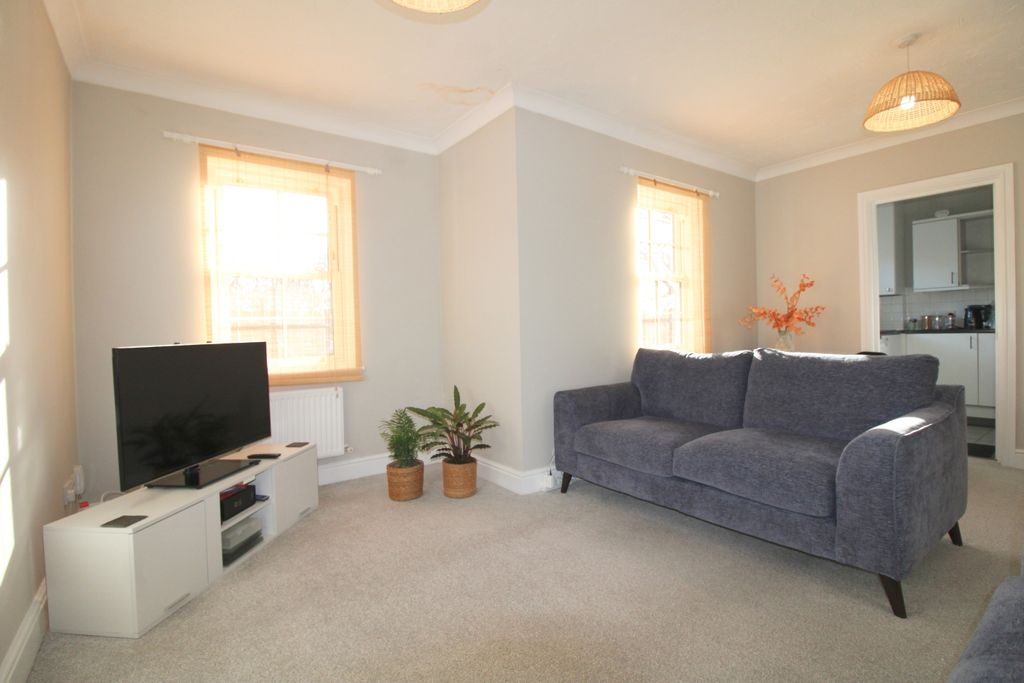 Property photo 3 of 9 Img_2436