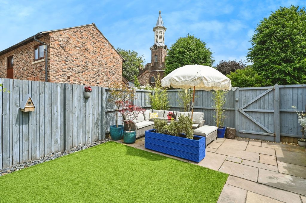 Property photo 1 of 23 Garden