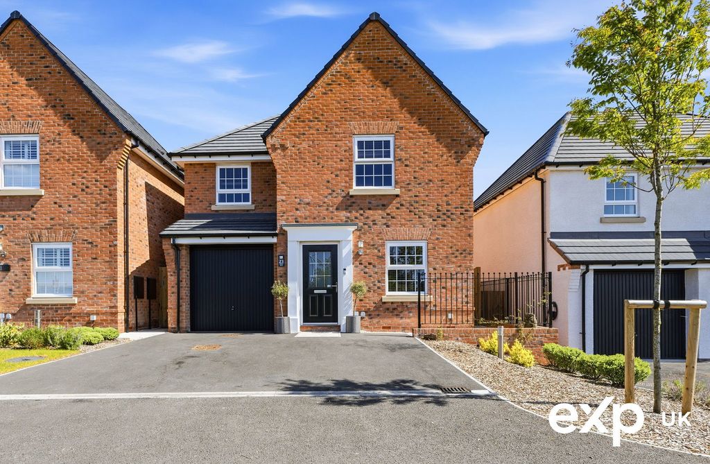 Property photo 1 of 29