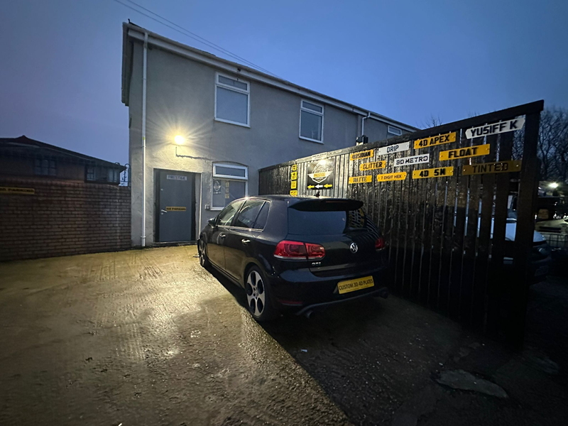 Property photo 1 of 4