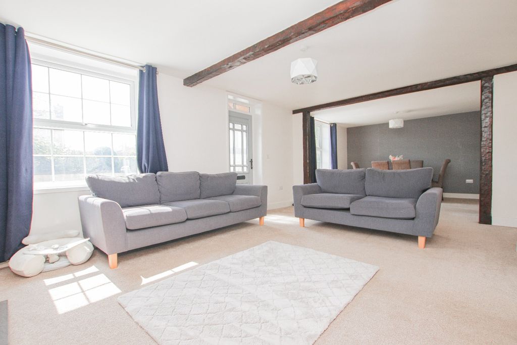 Property photo 3 of 27 5111502