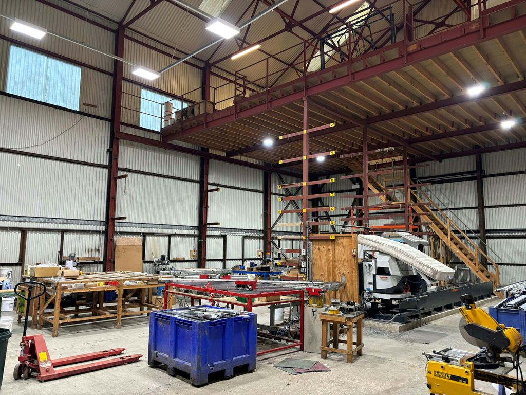 Property photo 2 of 5 Int 1.Jpg