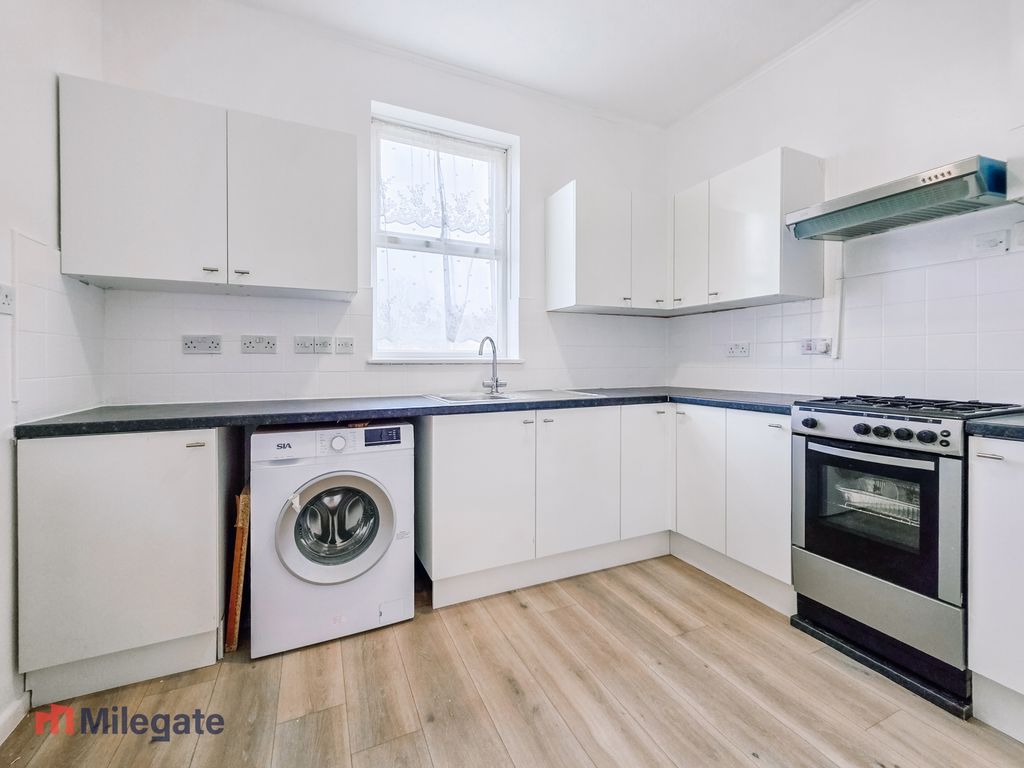 Property photo 2 of 5 Photo 2