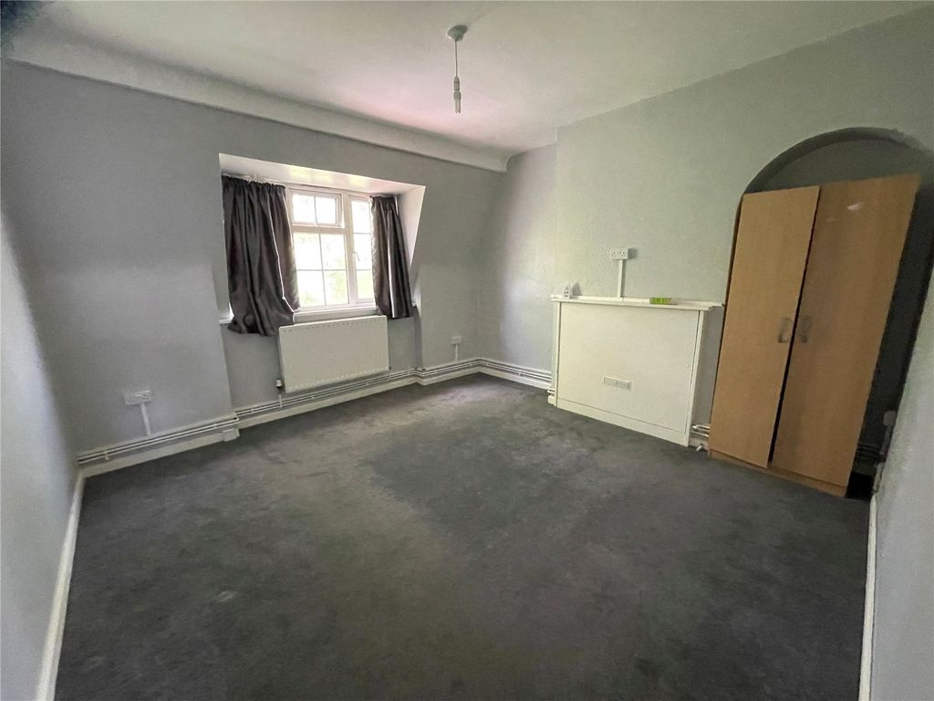 Property photo 3 of 7 Picture No. 05