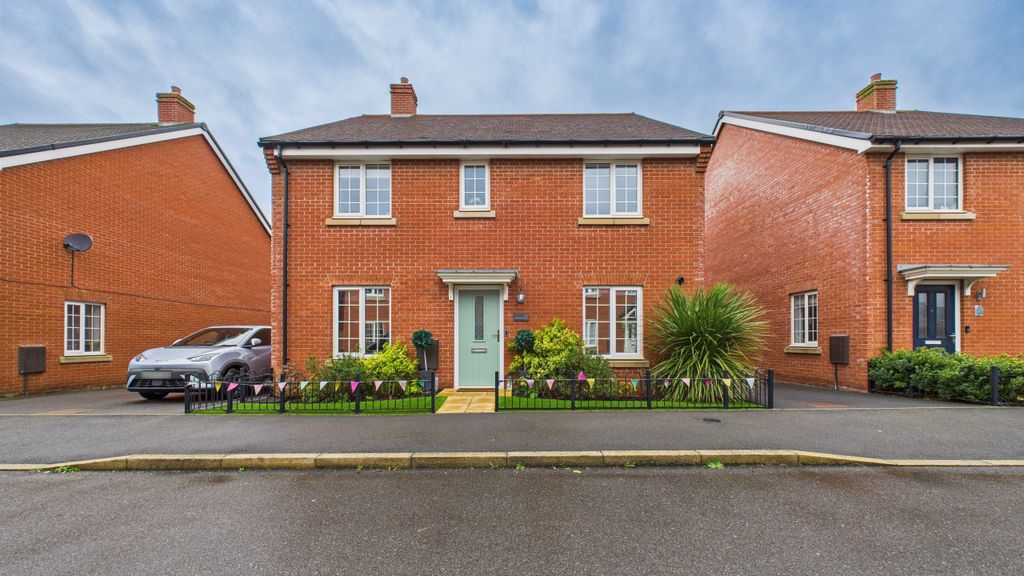 Property photo 1 of 22 4-Cam04968G0-Pr0089-Still002