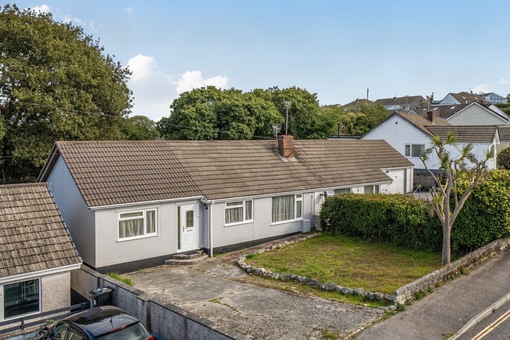 Property photo 2 of 18 5547825