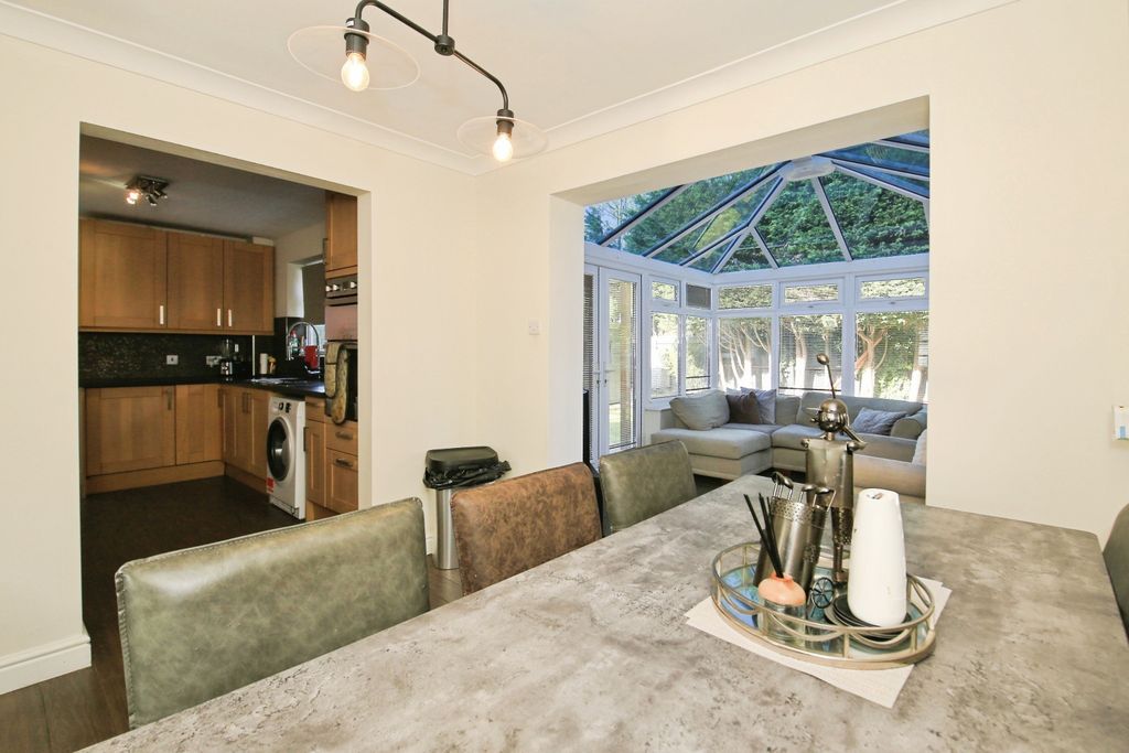 Property photo 3 of 26 Img_8349