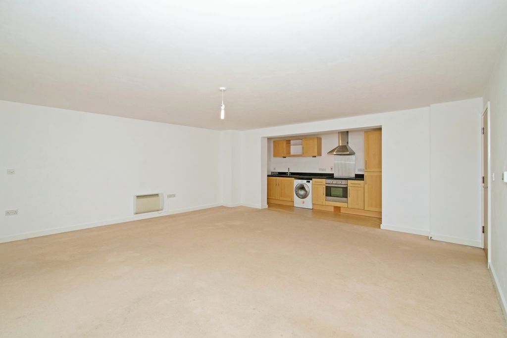 Additional image 8 of 1 bed flat for saleCollege Hill, Penryn, Cornwall TR10