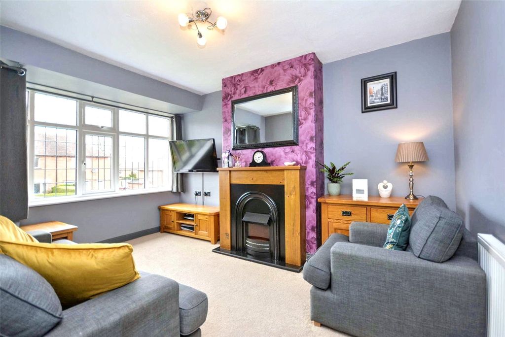 Property photo 3 of 24 Picture No. 28