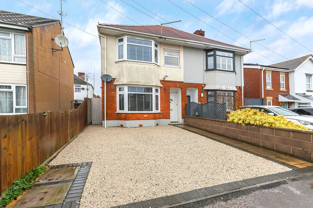 Property photo 1 of 19
