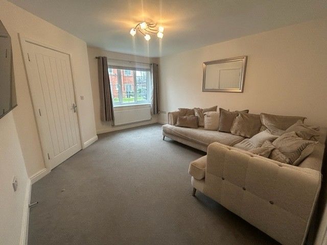 Property photo 3 of 24