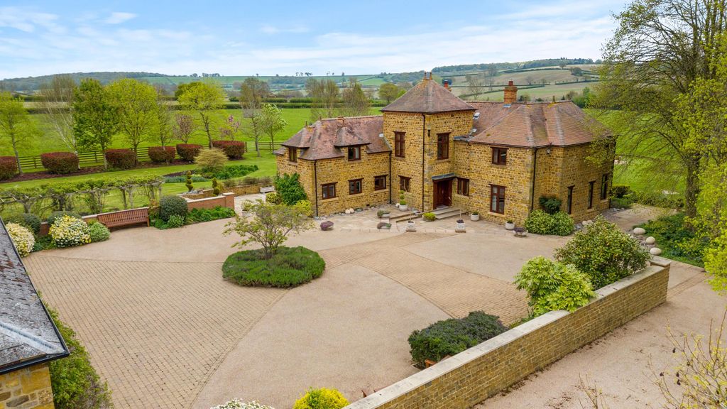 Property photo 1 of 40 Image