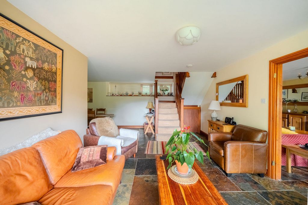 3 bed barn conversion for saleDe Clere Way, Monmouthshire NP25 photo 5